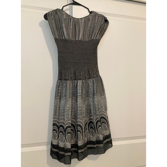 Stretchy Silver Max Studio Dress - Picture 6 of 6